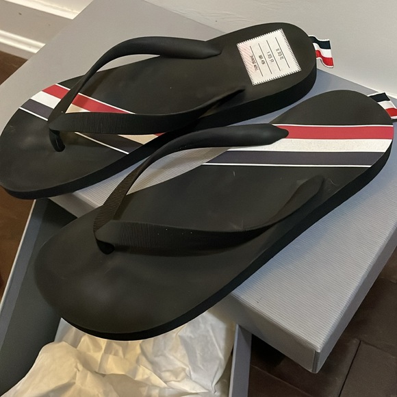 THOM BROWNE SANDALS - Picture 12 of 16